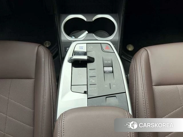 BMW iX1 id 4260500 из Китая 10