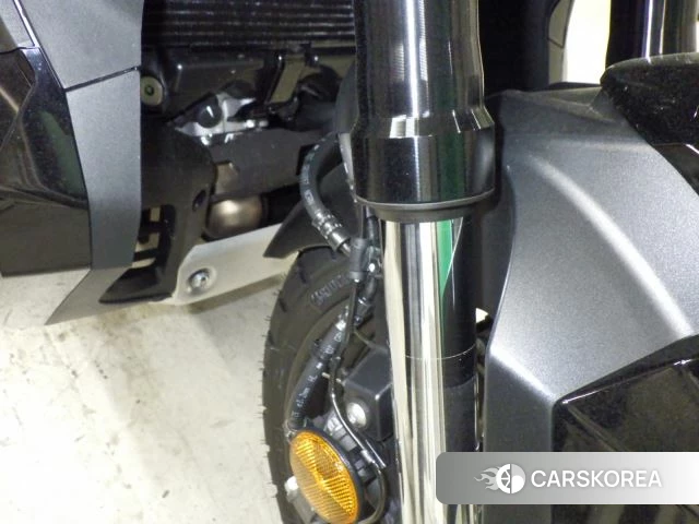 Honda X-ADV 750 id 3950106 из Японии 10