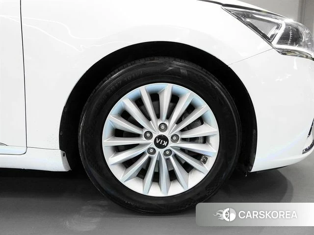 Kia Come New K7 id 4837113 из Кореи 10