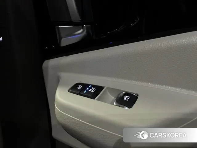 Kia The New Carnival 4th Generation id 3684380 из Кореи 10