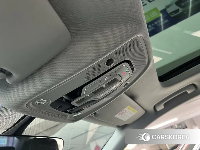 Audi A4L id 4290436 из Китая 10
