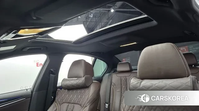 BMW 5 Series (G30) id 3038044 из Кореи 10