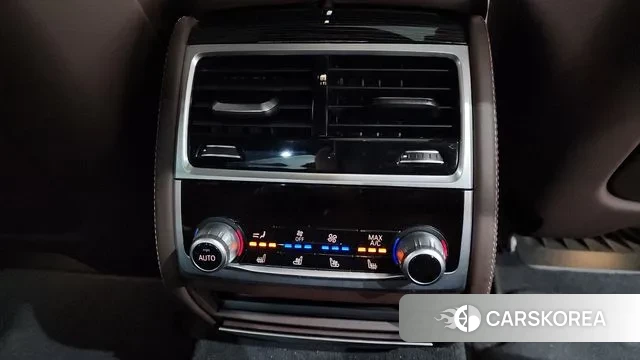 BMW 7 Series (G11) id 3519778 из Кореи 10