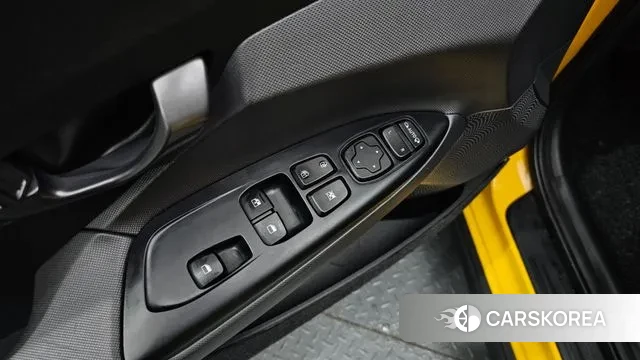 Hyundai Veloster (JS) id 3391561 из Кореи 10