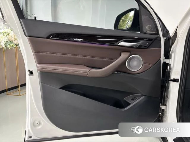 BMW X1 id 3869678 из Китая 10