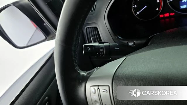 Hyundai The New Grand Starex id 3880044 из Кореи 10