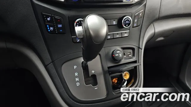 Hyundai The New Grand Starex id 2683411 из Кореи 10