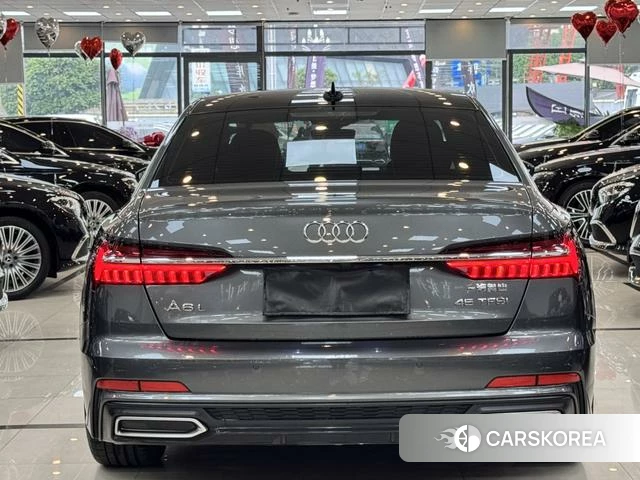 Audi A6L id 4275828 из Китая 10
