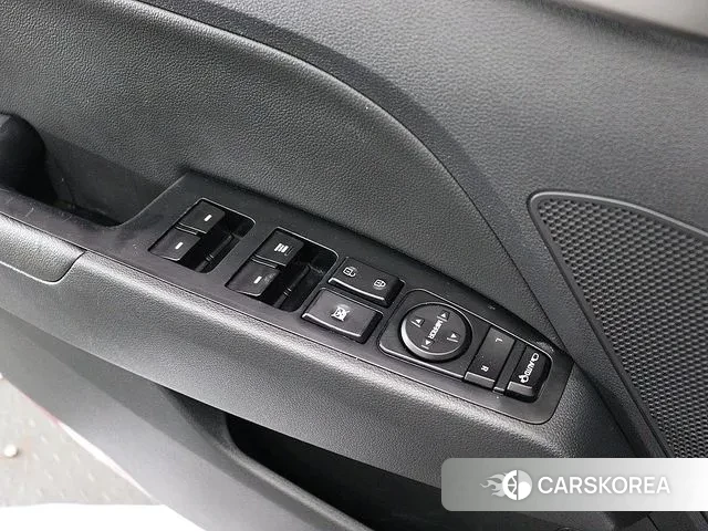 Hyundai Avante AD id 3041506 из Кореи 10