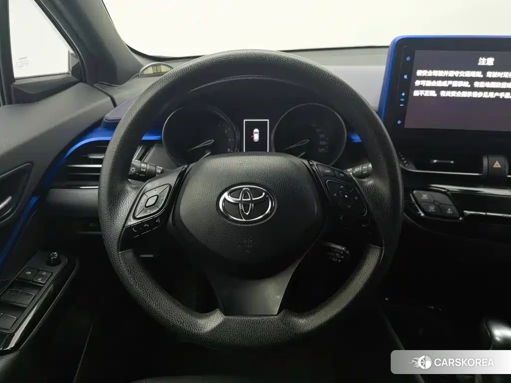 Toyota C-HR id 4659925 из Китая 10