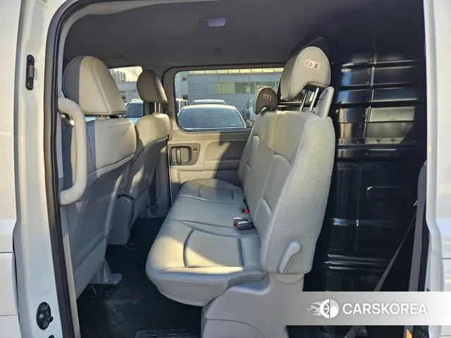 Hyundai The New Grand Starex id 3583110 из Кореи 10