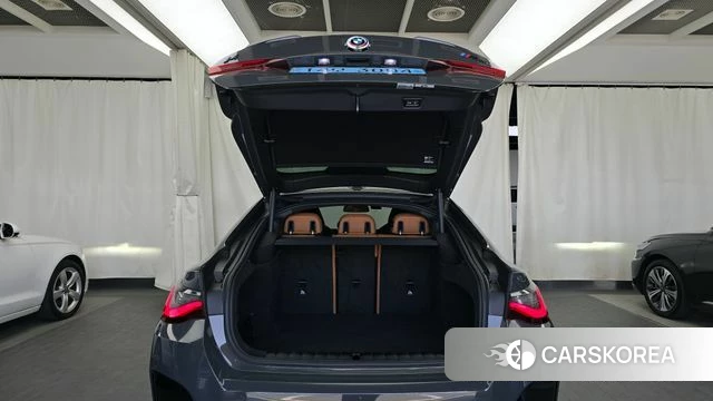 BMW i4 id 4388387 из Кореи 10