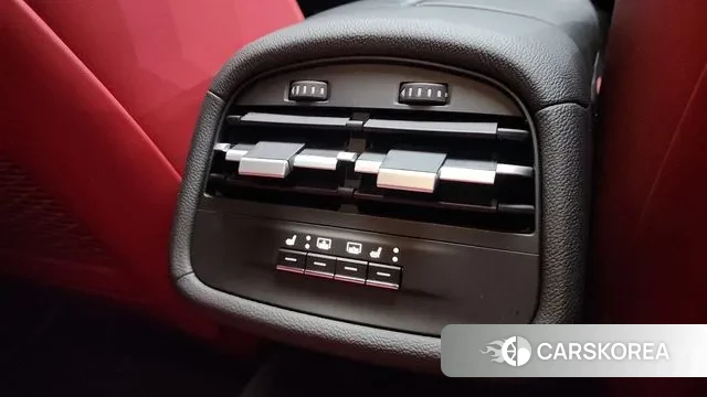 Maserati Ghibli id 3407713 из Кореи 10