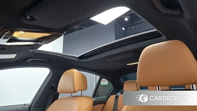 BMW 5 Series (G30) id 2890308 из Кореи 10