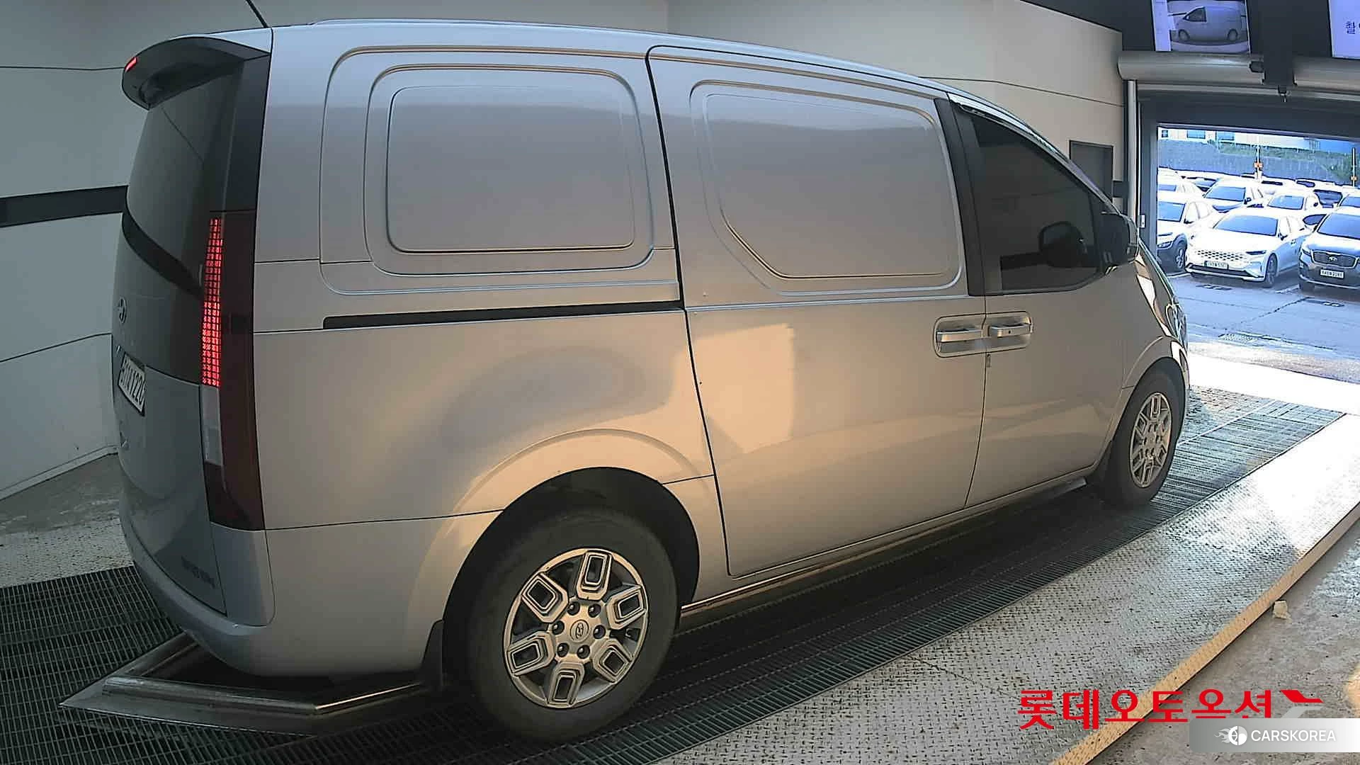 Hyundai Staria id 4679299 из Кореи 10