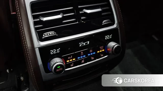 BMW 7 Series (G11) id 3449247 из Кореи 10