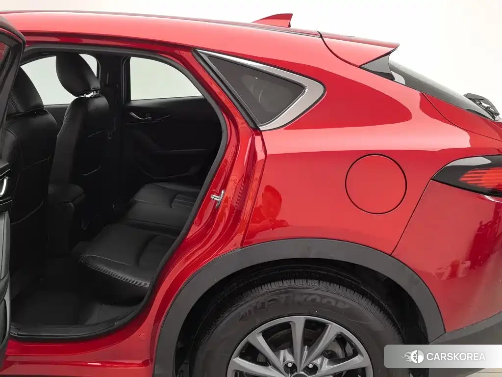 Mazda CX-4 id 4629560 из Китая 11