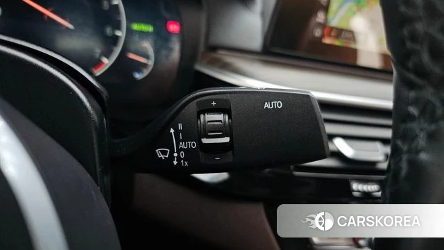 BMW 5 Series (G30) id 4410832 из Кореи 10