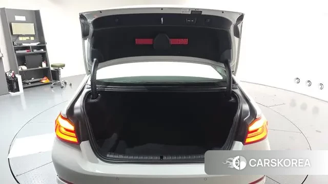 BMW 5 Series (G30) id 3444987 из Кореи 10