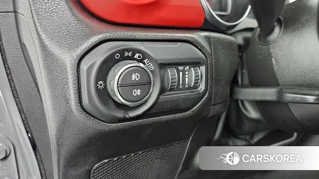 Jeep Wrangler (JL) id 3453122 из Кореи 10