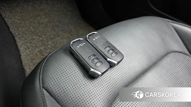 Kia Di Ol Nu Niro id 4571906 из Кореи 10