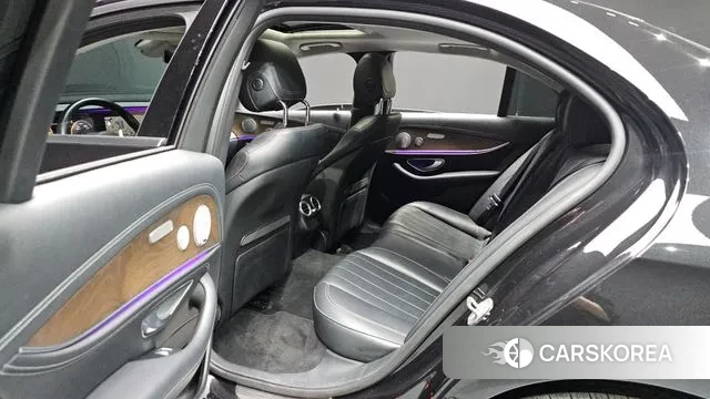 Mercedes-Benz E-Class W213 id 3656928 из Кореи 10
