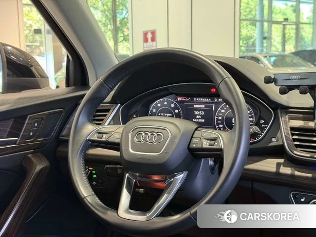 Audi Q5L id 4259981 из Китая 10