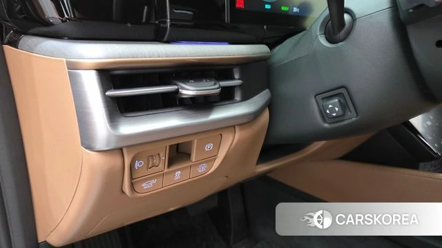 Hyundai Grandeur Hybrid (GN7) id 4720369 из Кореи 10