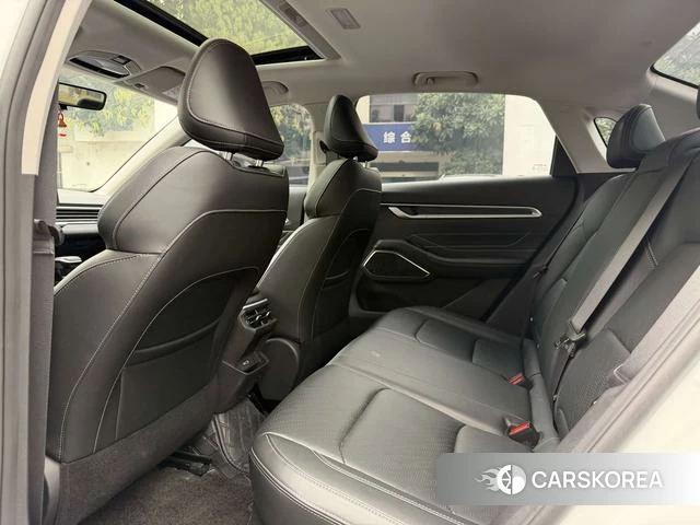 Geely Automobile Emgrand id 4241383 из Китая 10
