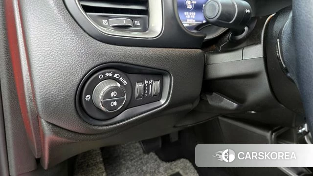 Jeep Renegade id 3827789 из Кореи 10