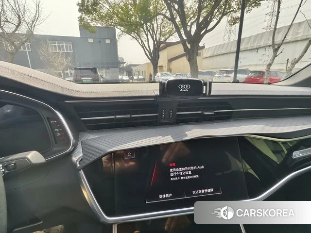Audi A6L id 4272013 из Китая 10