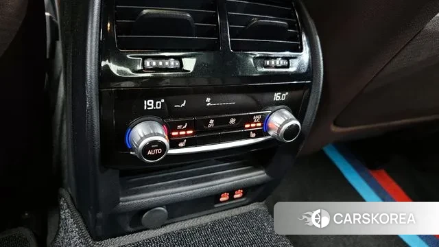 BMW 5 Series (G30) id 3342917 из Кореи 10