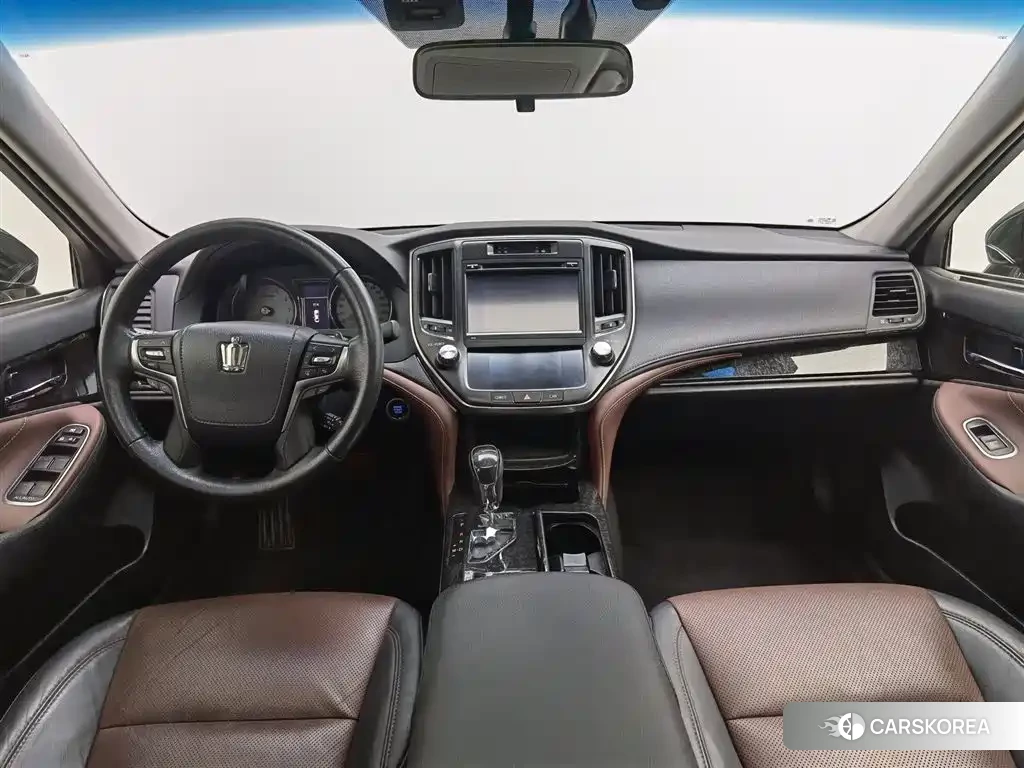 Toyota Crown id 4576808 из Китая 10