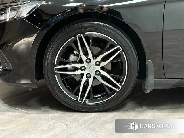 Honda Accord id 4276693 из Китая 10