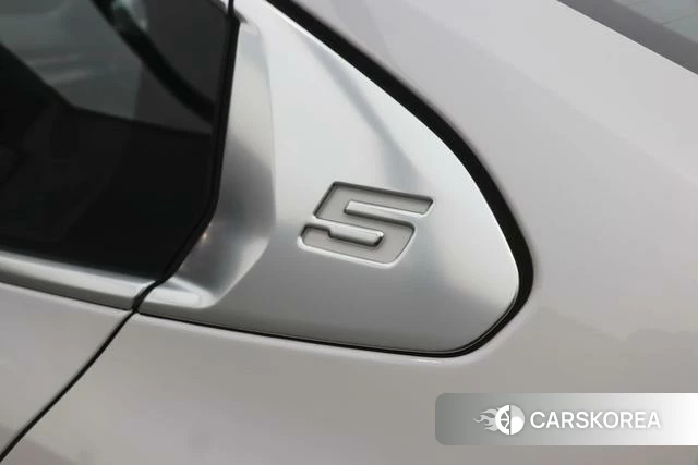 BMW 5 series id 3993491 из Китая 10