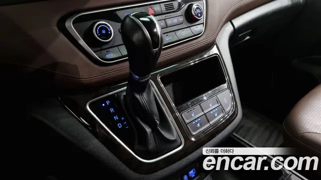 Hyundai The New Grand Starex id 2626533 из Кореи 10