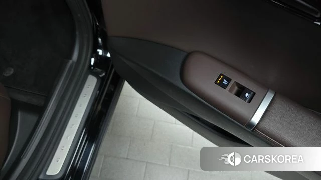 Hyundai Grandeur Hybrid (GN7) id 4388549 из Кореи 10