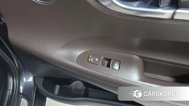 Hyundai Grandeur IG id 3728775 из Кореи 10