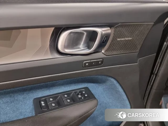 Volvo C40 Richards id 3555328 из Кореи 10