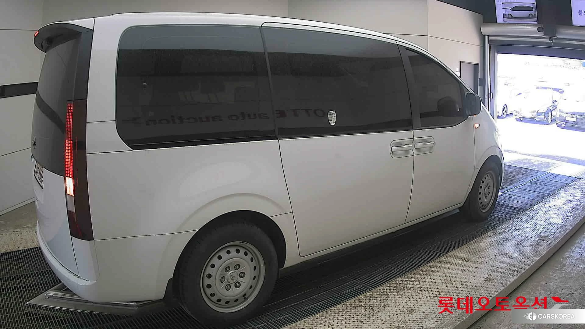 Hyundai Staria id 4296774 из Кореи 10