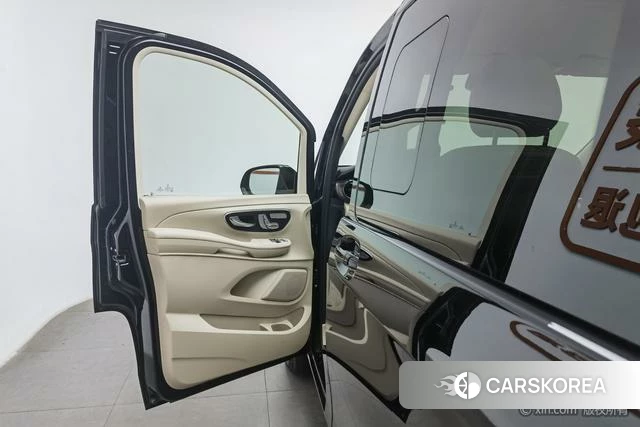Mercedes-Benz V-class id 4307083 из Китая 10