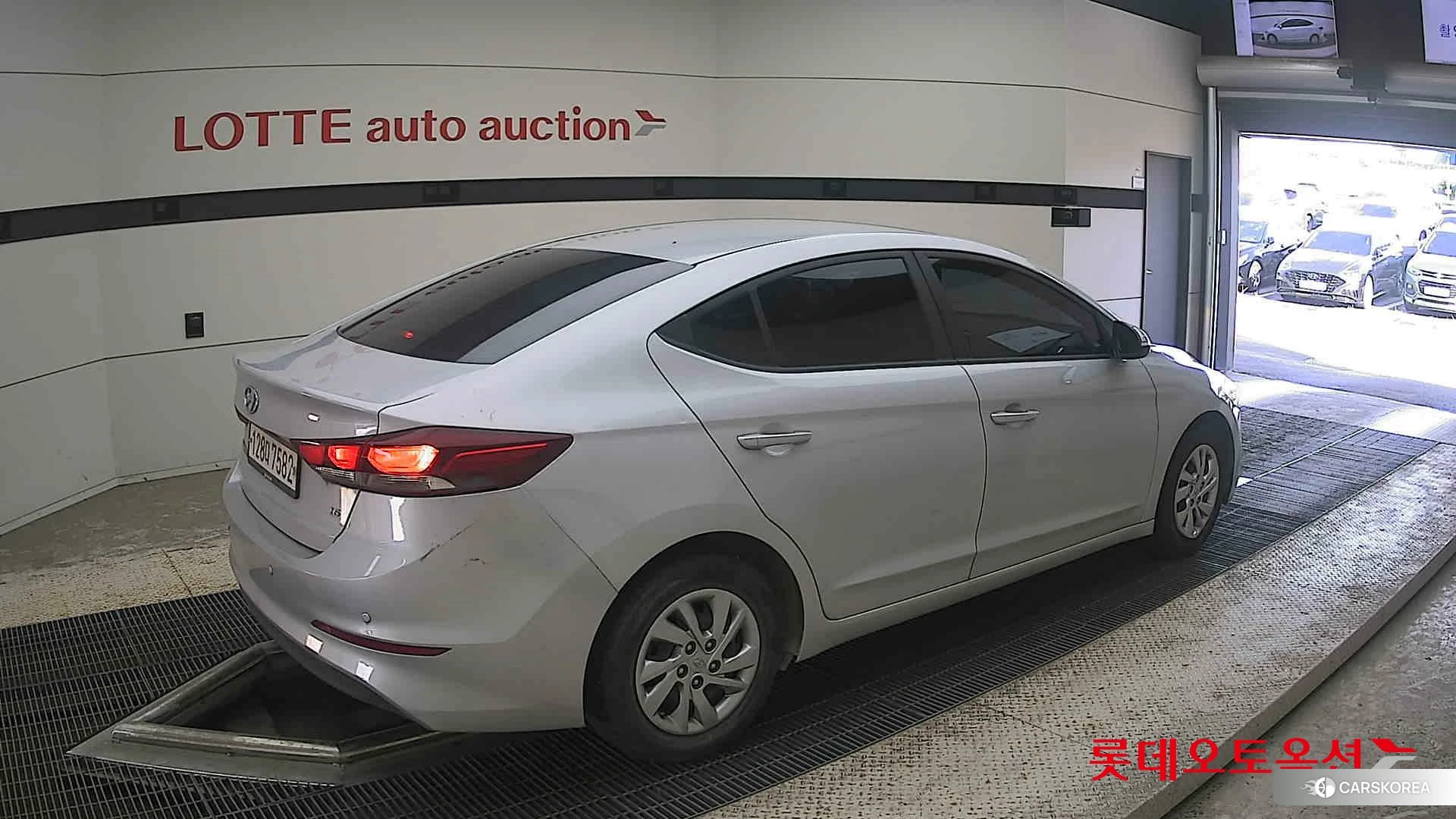 Hyundai Avante id 4504398 из Кореи 10