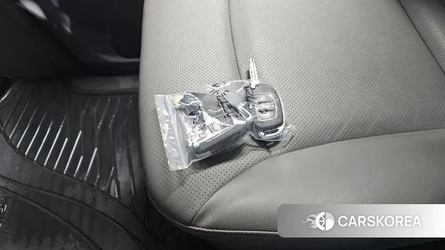 Hyundai The New Grand Starex id 3530365 из Кореи 10