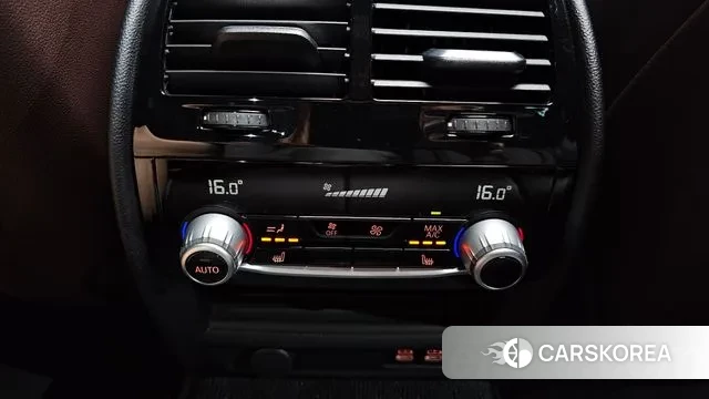 BMW 5 Series (G30) id 3053821 из Кореи 10