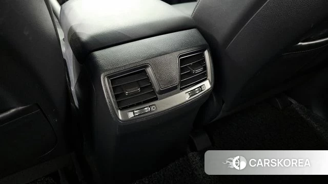 Ssangyong The New Rexton Sports Cannes id 3910669 из Кореи 10