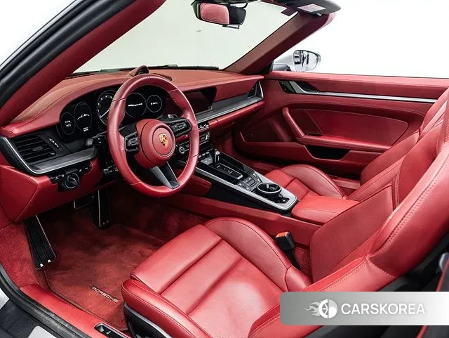 Porsche 911(992) id 3411824 из Кореи 10