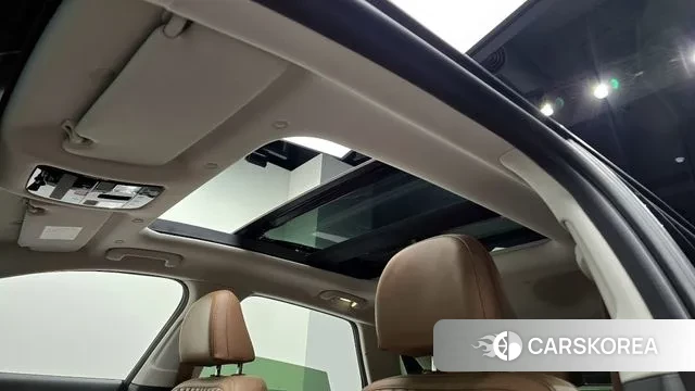 Hyundai Grandeur Hybrid (GN7) id 3400395 из Кореи 10