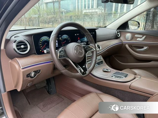 Mercedes-Benz E-class id 4256757 из Китая 10