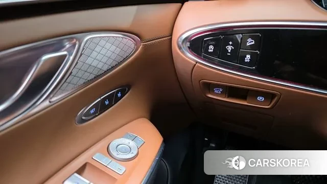 Genesis GV70 id 3503230 из Кореи 10