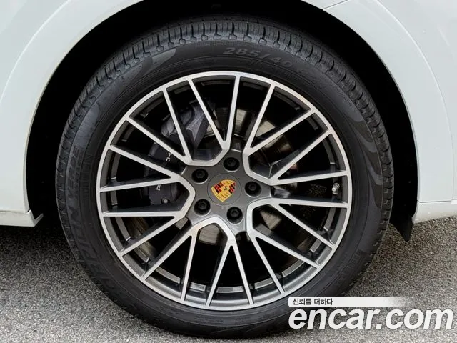 Porsche Cayenne (PO536) id 2669944 из Кореи 10